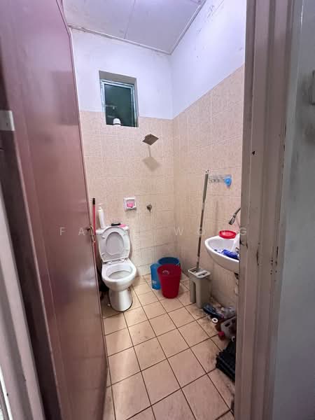 Bungalow for Sale in Bayan Lepas (Penang) - Fanny Wong - Bathroom - PropertyGuru.com.my