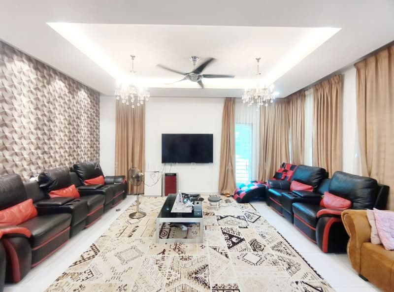 Rumah Teres 2 Tingkat untuk Dijual di Bangi (Selangor) - Azli Ibrahim - Living Room - PropertyGuru.com.my