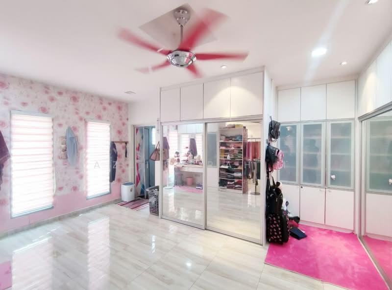 Rumah Teres 2 Tingkat untuk Dijual di Bangi (Selangor) - Azli Ibrahim - Master Bedroom - PropertyGuru.com.my
