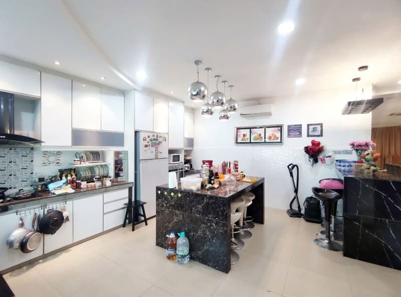 Rumah Teres 2 Tingkat untuk Dijual di Bangi (Selangor) - Azli Ibrahim - Kitchen - PropertyGuru.com.my