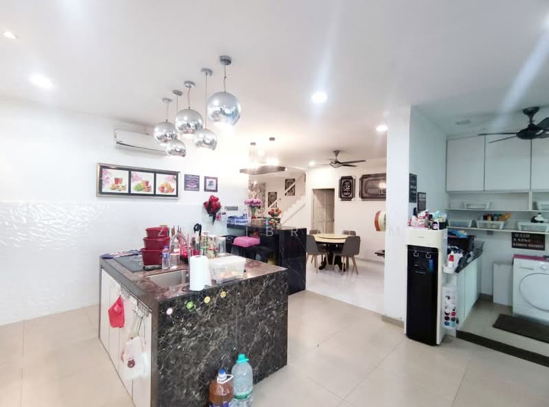Rumah Teres 2 Tingkat untuk Dijual di Bangi (Selangor) - Azli Ibrahim - Kitchen - PropertyGuru.com.my