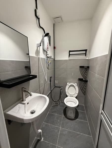 Kedai untuk Dijual di Bandar Baru Permas Jaya (Permas Jaya) - Ann . - Bathroom - PropertyGuru.com.my