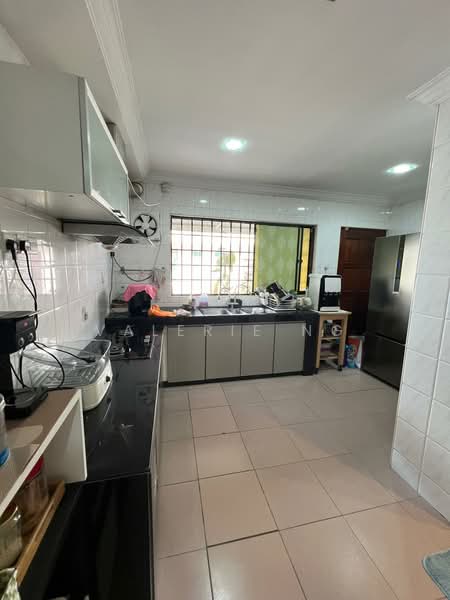 Rumah Teres 2-Tingkat untuk Dijual di Kepong Baru (Kepong) - Valerie Ng - Kitchen - PropertyGuru.com.my