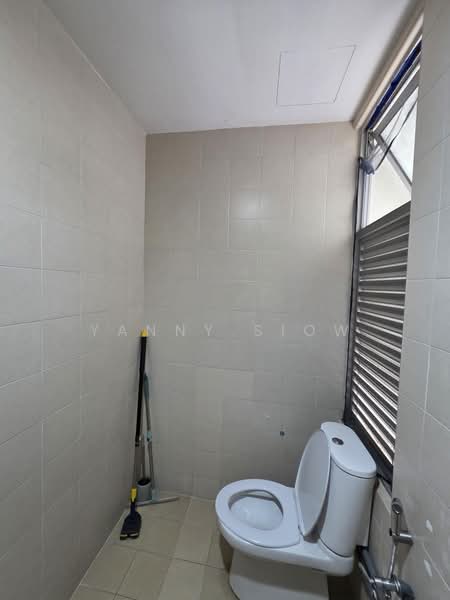 Condominium for Sale at Riana Green East - Yanny Siow - Bathroom - PropertyGuru.com.my