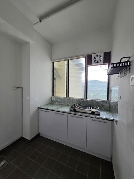 Condominium for Sale at Riana Green East - Yanny Siow - Kitchen - PropertyGuru.com.my