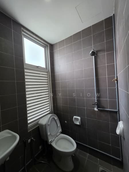 Condominium for Sale at Riana Green East - Yanny Siow - Bathroom - PropertyGuru.com.my