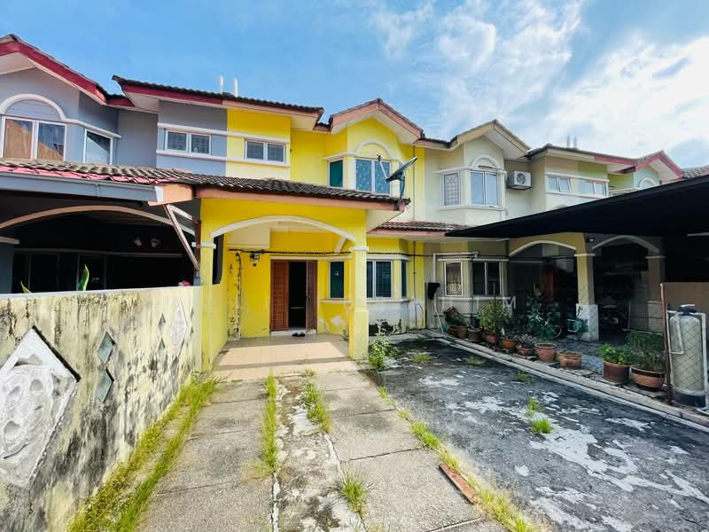 2-storey Terraced House for Sale in Kajang (Selangor) - Azli Ibrahim - Exterior - PropertyGuru.com.my