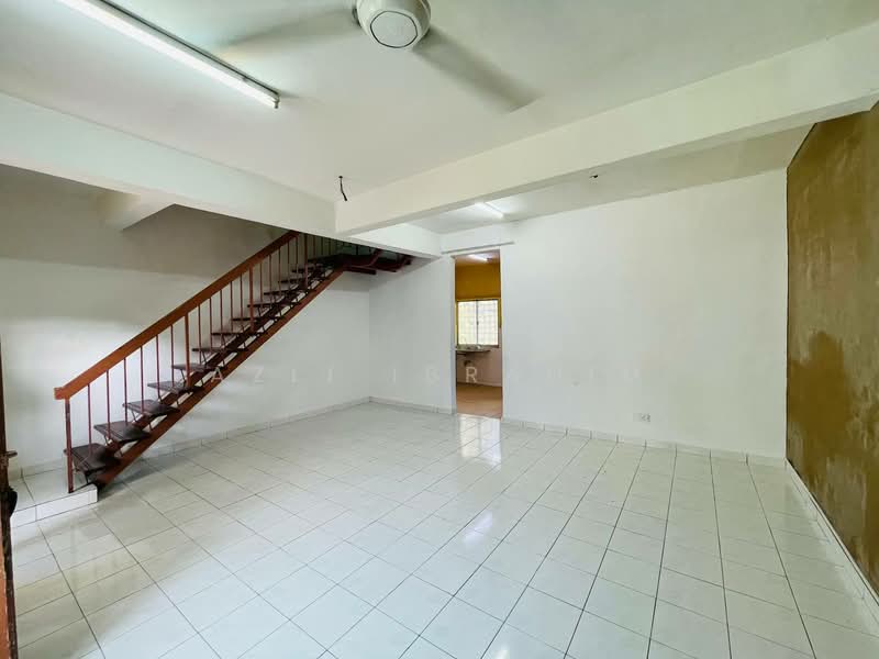 2-storey Terraced House for Sale in Kajang (Selangor) - Azli Ibrahim - Interior - PropertyGuru.com.my