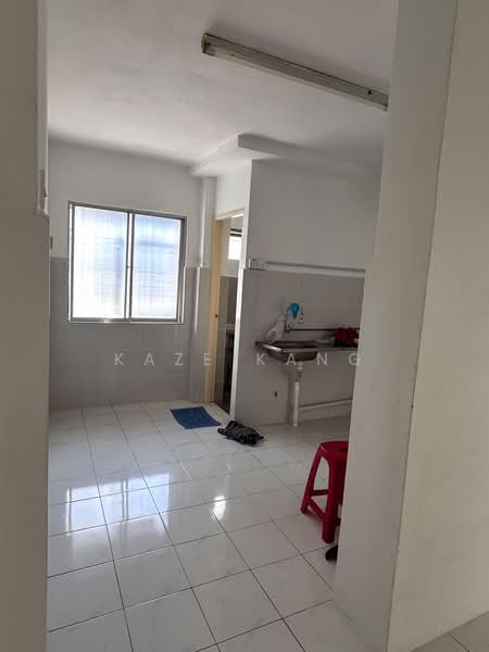 Pangsapuri untuk Dijual di Sri Ivori Apartment - Kaze Kang - PropertyGuru.com.my