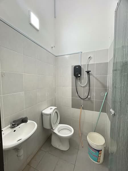 1-storey Terraced House for Rent in Ipoh (Perak) - Mandy Phang - Bathroom - PropertyGuru.com.my