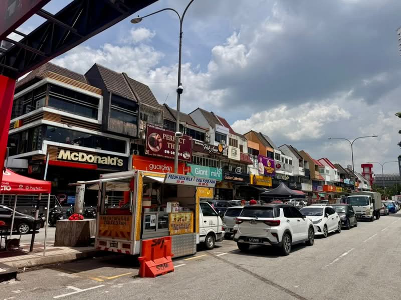 Kedai untuk Disewa di Taman Tun Dr Ismail (Kuala Lumpur) - Loh KC - Exterior - PropertyGuru.com.my