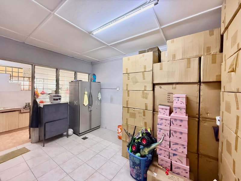 Rumah Teres 2-Tingkat untuk Dijual di Usj 9 (Subang Jaya) - Kenix Lee - Kitchen - PropertyGuru.com.my