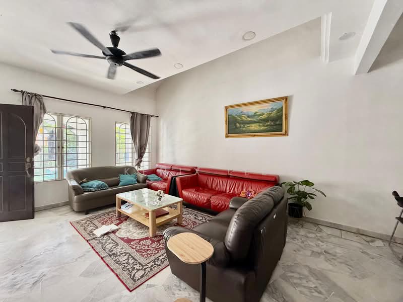 Rumah Teres 2-Tingkat untuk Dijual di Usj 9 (Subang Jaya) - Kenix Lee - Living Room - PropertyGuru.com.my