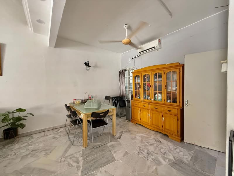Rumah Teres 2-Tingkat untuk Dijual di Usj 9 (Subang Jaya) - Kenix Lee - Dining Room - PropertyGuru.com.my