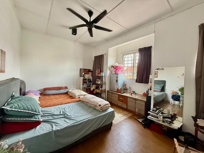 Rumah Teres 2-Tingkat untuk Dijual di Usj 9 (Subang Jaya) - Kenix Lee - Bedroom - PropertyGuru.com.my
