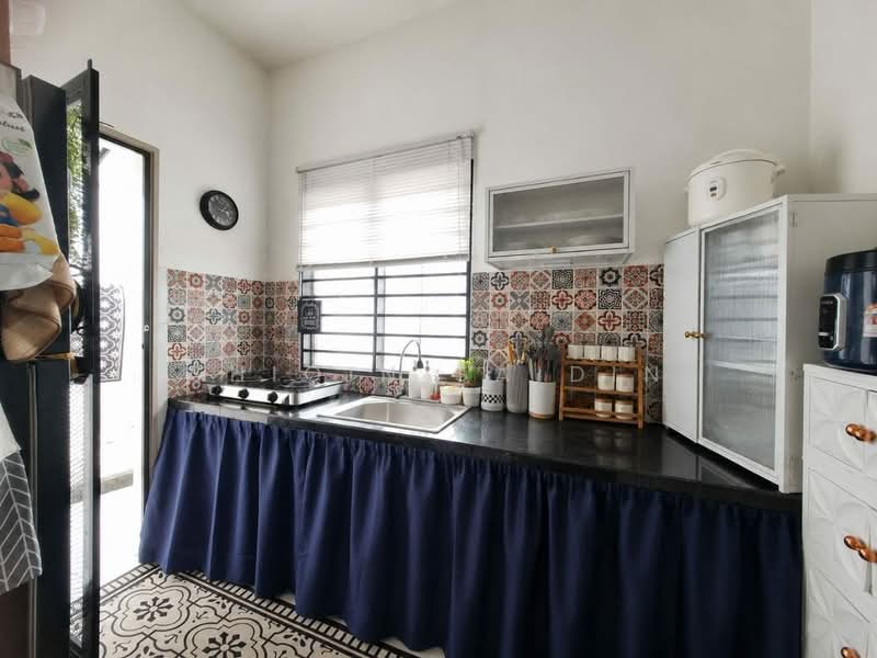 1-storey Terraced House for Sale in Alam Suria (Puncak Alam) - Shiqin Saidin - Kitchen - PropertyGuru.com.my