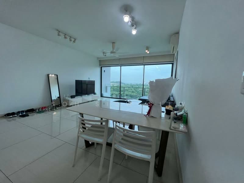 Kondominium untuk Dijual di One Central Park - Soh Siew Siew - Living Room - PropertyGuru.com.my