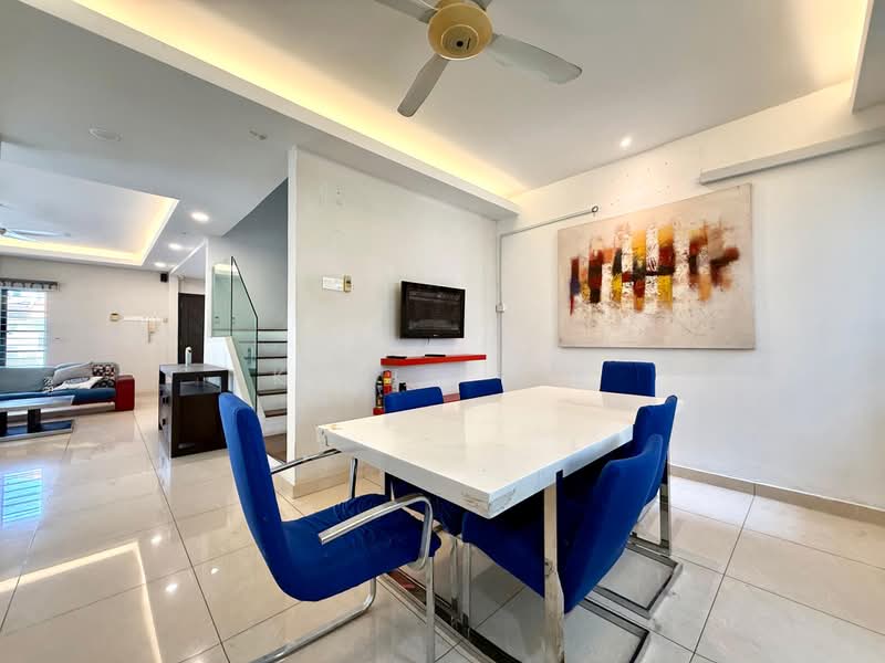 Rumah Teres 2-Tingkat untuk Dijual di Usj 11 (Subang Jaya) - Kenix Lee - Living Room - PropertyGuru.com.my