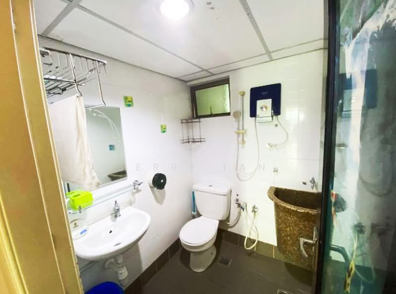 Apartment for Rent at Halaman Kristal - Jerry Tan - Bathroom - PropertyGuru.com.my