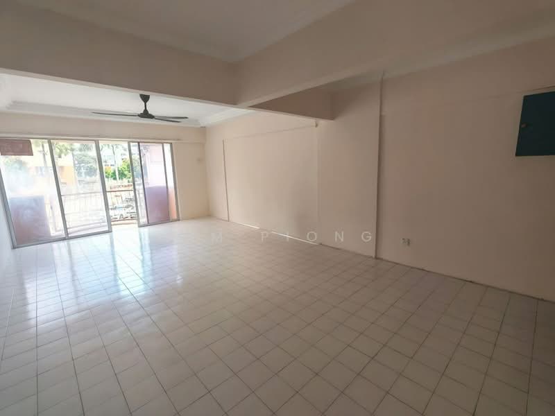 Condominium for Sale at Garden City Straits - Tim Piong - Living Room - PropertyGuru.com.my