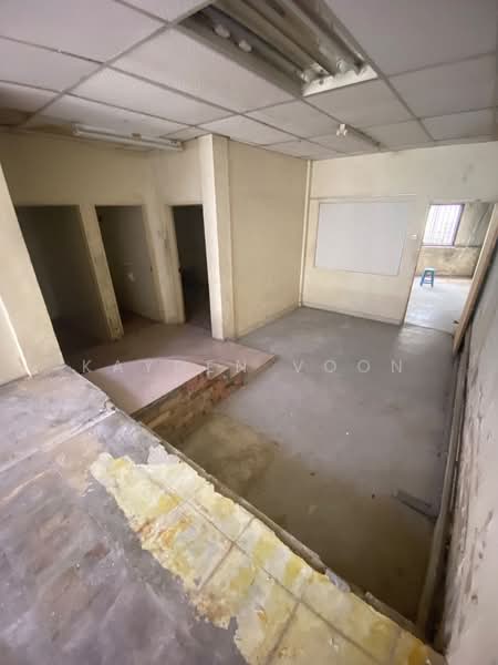 Shop for Rent in Taman Pelangi (Johor Bahru) - Kayden Voon - Interior - PropertyGuru.com.my