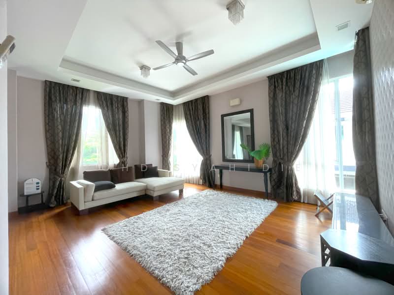 Bungalow for Sale in Ukay Bistari (Ulu Kelang) - Mohd Syahidie - Living Room - PropertyGuru.com.my