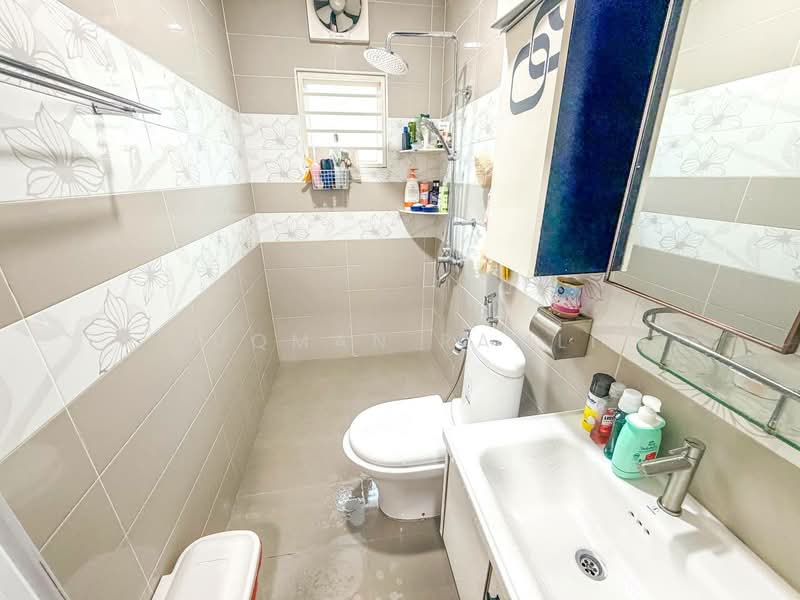 2-storey Terraced House for Sale in Alam Damai (Cheras) - Luqman Ramli - Bathroom - PropertyGuru.com.my