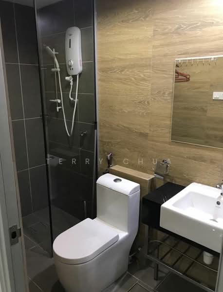 Kondominium untuk Dijual di Lakeville Residence - Terry Chua - Bathroom - PropertyGuru.com.my