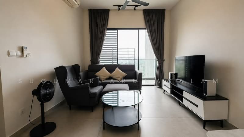Servis Apartment untuk Dijual di Petalz Residences - Sugumar Arunasalam - Living Room - PropertyGuru.com.my