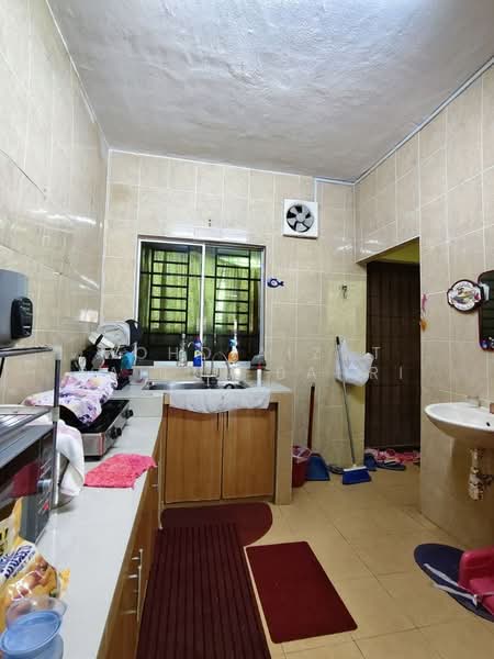 Rumah Teres 2 Tingkat untuk Dijual di Taman Sri Rampai (Wangsa Maju) - Mohd Aizat Saiful Bahri - Kitchen - PropertyGuru.com.my