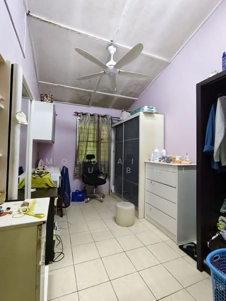 Rumah Teres 2 Tingkat untuk Dijual di Taman Sri Rampai (Wangsa Maju) - Mohd Aizat Saiful Bahri - Bedroom - PropertyGuru.com.my