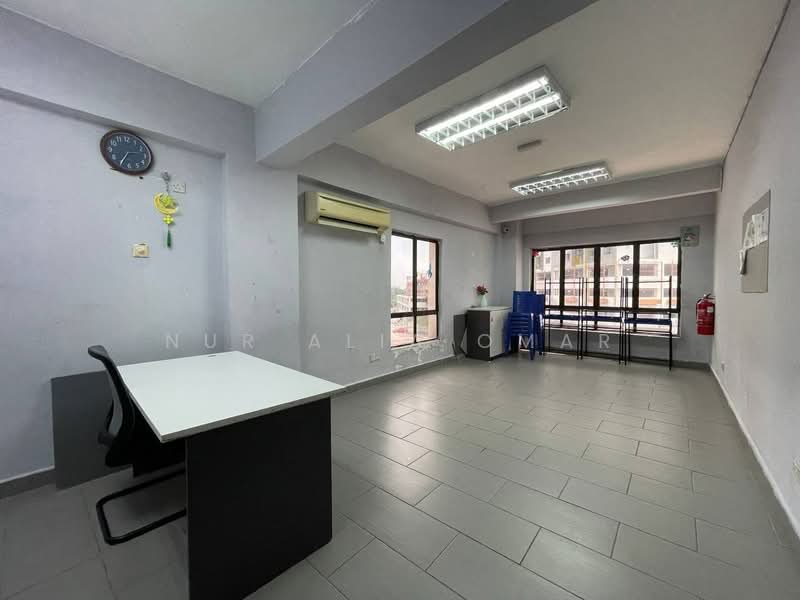 Hotel / Resort for Sale in Shah Alam (Selangor) - Nur Alia Omar - Interior - PropertyGuru.com.my