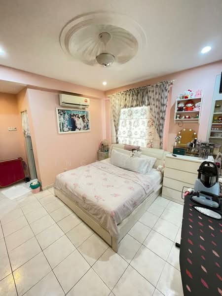 Kondominium untuk Dijual di Impian Heights - Vincent Lai - Bedroom - PropertyGuru.com.my
