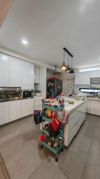 Rumah Teres 2-Tingkat untuk Dijual di Bandar Putra Permai (Seri Kembangan) - Frances Liew - Kitchen - PropertyGuru.com.my
