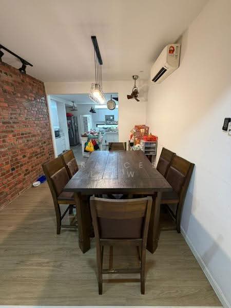 Rumah Teres 2-Tingkat untuk Dijual di Bandar Putra Permai (Seri Kembangan) - Frances Liew - Dining Room - PropertyGuru.com.my