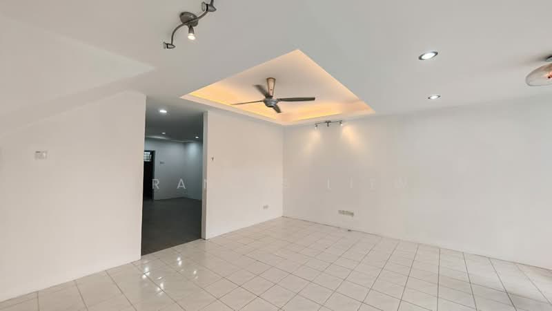 2-storey Terraced House for Sale in Bandar Putra Permai (Seri Kembangan) - Frances Liew - Interior - PropertyGuru.com.my