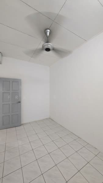 2-storey Terraced House for Sale in Bandar Putra Permai (Seri Kembangan) - Frances Liew - Interior - PropertyGuru.com.my