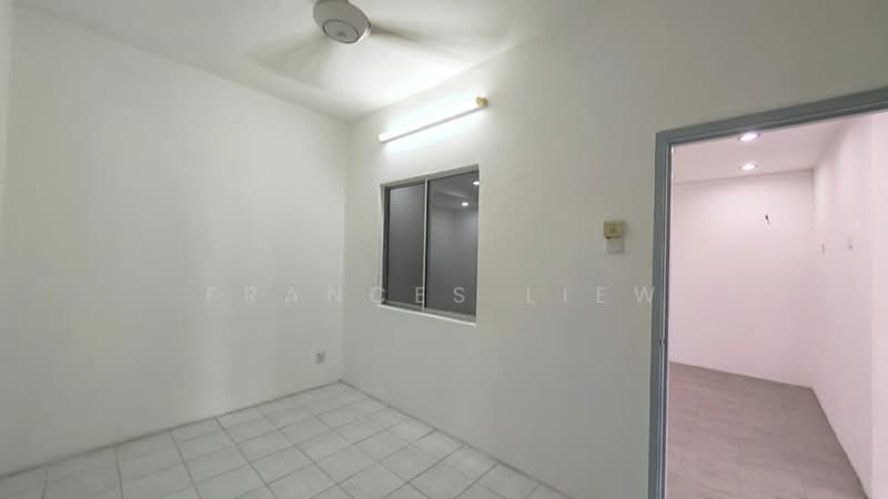2-storey Terraced House for Sale in Bandar Putra Permai (Seri Kembangan) - Frances Liew - Interior - PropertyGuru.com.my