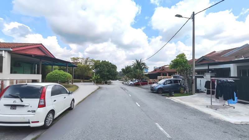 1-storey Terraced House for Sale in Taman Puncak Jalil (Seri Kembangan) - Frances Liew - Exterior - PropertyGuru.com.my