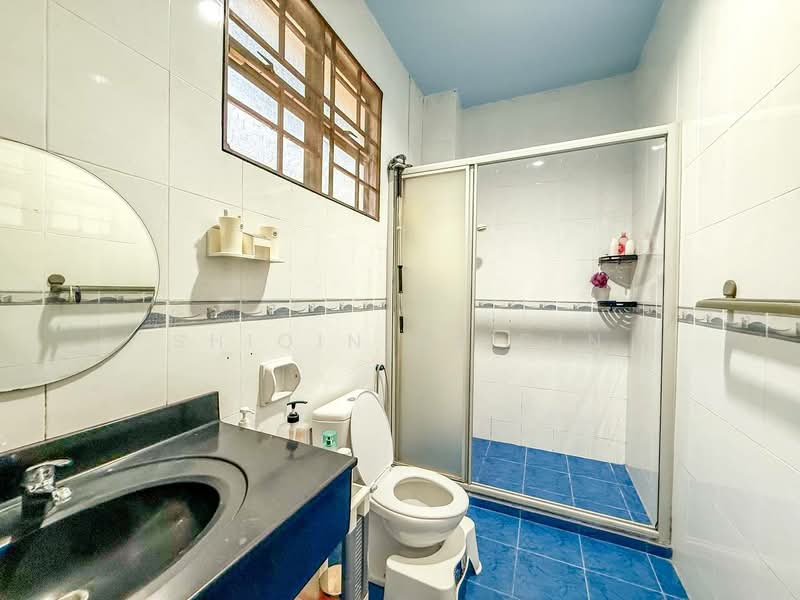 Semi-Detached House for Sale in Ampang Jaya (Ampang) - Shiqin Saidin - Bathroom - PropertyGuru.com.my