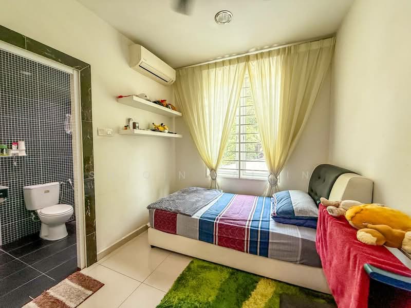 Semi-Detached House for Sale in Ampang Jaya (Ampang) - Shiqin Saidin - Bedroom - PropertyGuru.com.my