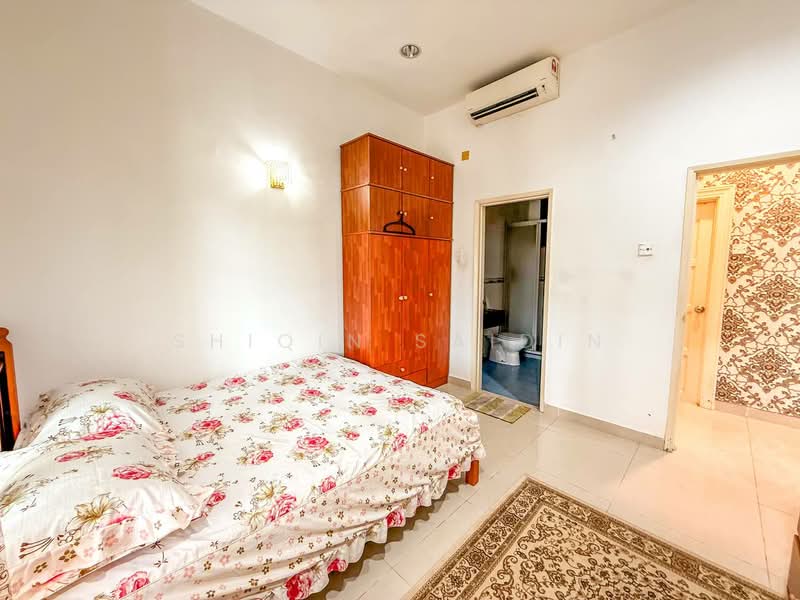 Semi-Detached House for Sale in Ampang Jaya (Ampang) - Shiqin Saidin - Bedroom - PropertyGuru.com.my