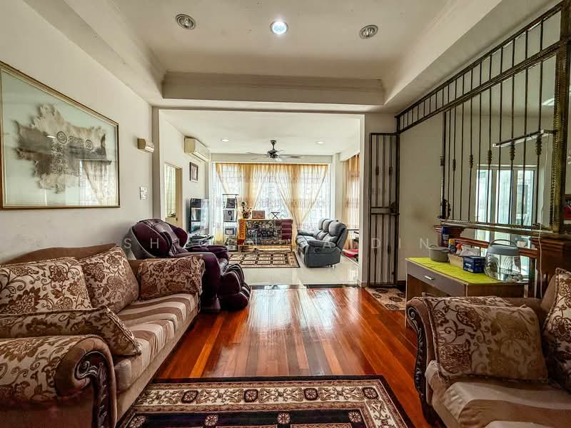 Semi-Detached House for Sale in Ampang Jaya (Ampang) - Shiqin Saidin - Living Room - PropertyGuru.com.my