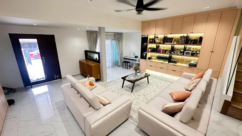 2-storey Terraced House for Sale in Keramat (Kuala Lumpur) - Mohd Aizat Saiful Bahri - Living Room - PropertyGuru.com.my
