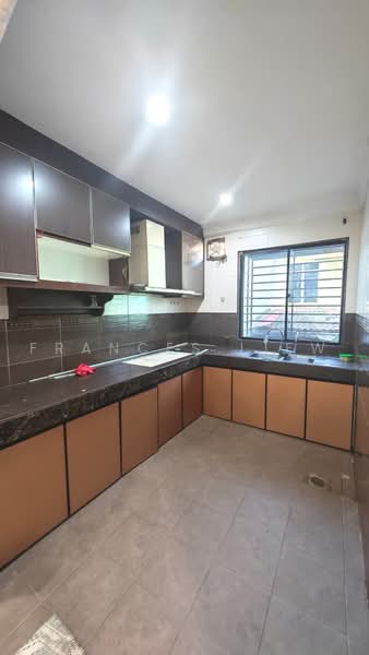 2-storey Terraced House for Sale in Bandar Putra Permai (Seri Kembangan) - Frances Liew - Kitchen - PropertyGuru.com.my