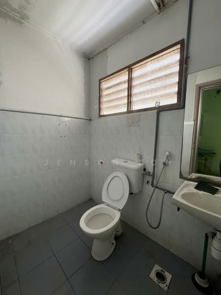 Kedai untuk Disewa di Jinjang (Kuala Lumpur) - Jenson Toh - Bathroom - PropertyGuru.com.my
