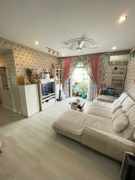Kondominium untuk Dijual di Impian Heights - Vincent Lai - Living Room - PropertyGuru.com.my