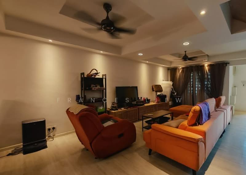 2-storey Terraced House for Sale in Bandar Putra Permai (Seri Kembangan) - Frances Liew - Living Room - PropertyGuru.com.my