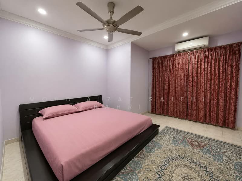 Rumah Teres 2 Tingkat untuk Dijual di Bukit Jelutong (Shah Alam) - Mohd Aizat Saiful Bahri - Bedroom - PropertyGuru.com.my
