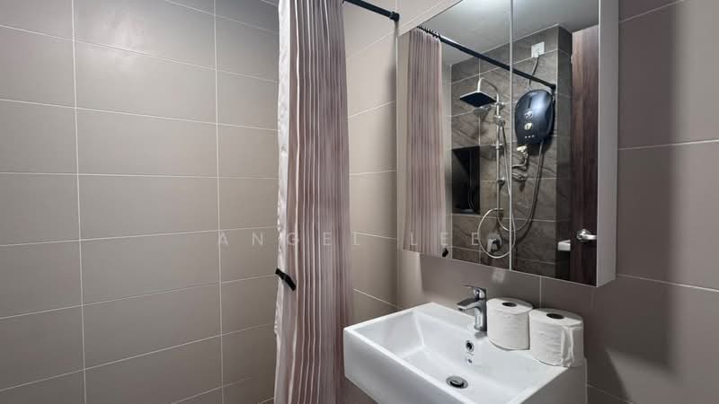 Servis Apartment untuk Disewa di Veranda Residence - Angel Lee - Bathroom - PropertyGuru.com.my